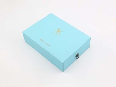 包裝盒定做廠家淺談化妝品包裝盒設計，讓產品更具有魅力